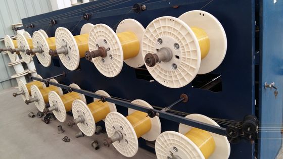 Membre en plastique renforcé de fibre de verre non conducteur Tailles personnalisées rectangulaires pour les applications industrielles et le support structurel