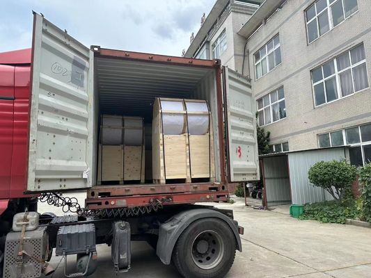 Composant structurel en polymère renforcé en FRP sur mesure résistant aux intempéries