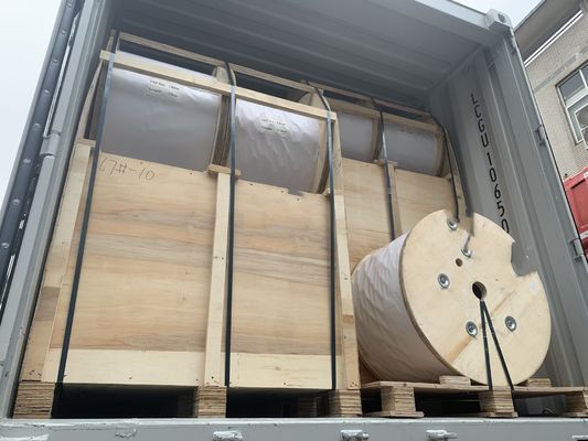 Membre de force lisse de FRP pour le module élevé de câbles à fibres optiques